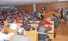 Pleno municipal cangues ocupados pol@s vizinh@s