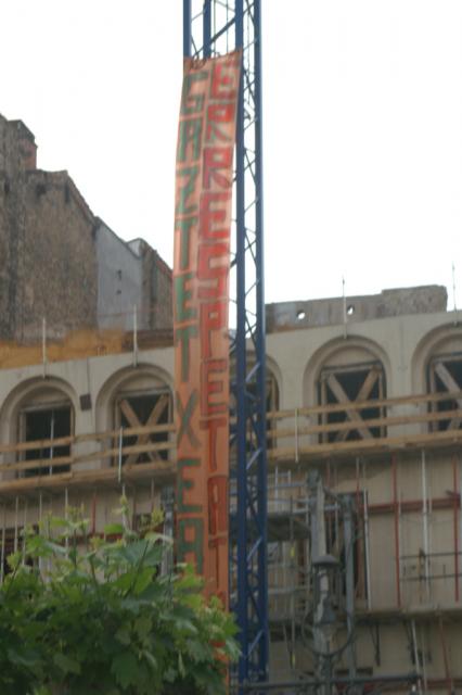 Gaztetxeak errespetatu! ¡Respeto a los Gaztetxes!