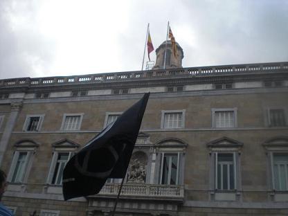 Barcelona. Fotos. Concentración libertad Amadeu Casellas. CNT-AIT